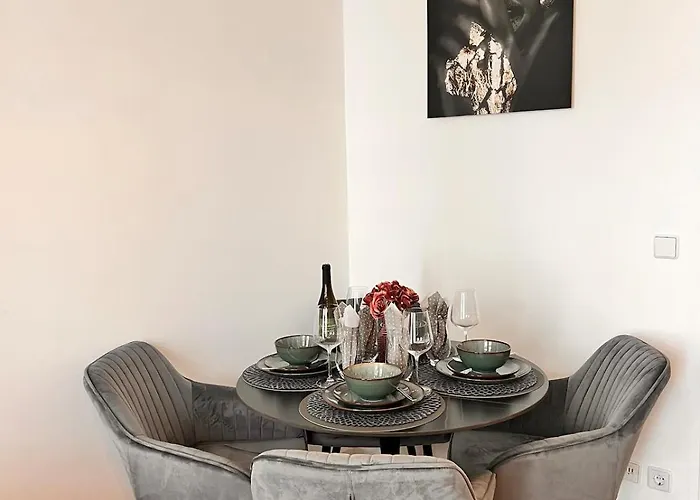 Modern With Terrace & Feel-good Factor 德累斯顿