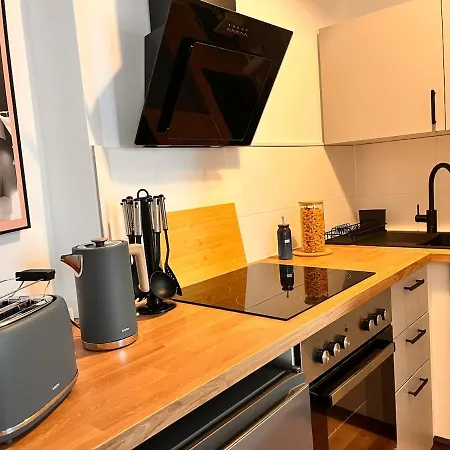 Modern With Terrace & Feel-good Factor Apartamento